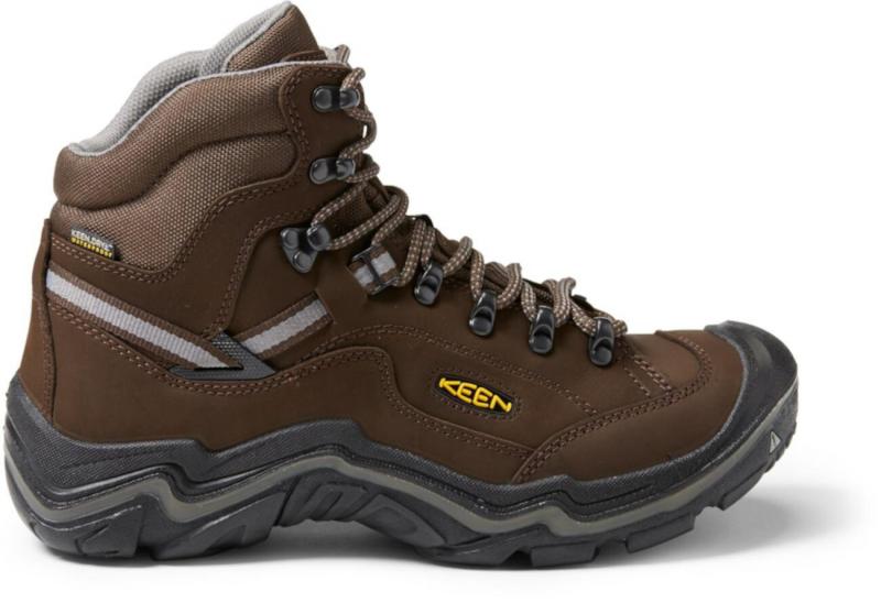 Need the Best Hiking Shoes for Men This Year. Keen Targhee Vent: Sturdy, Comfortable, Waterproof