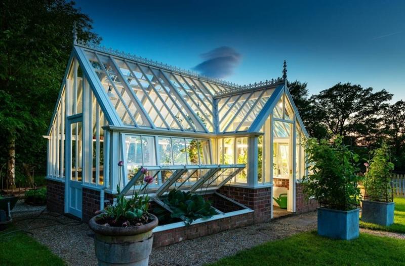 Need the Perfect Greenhouse Conditions. Discover the Secrets to Conquering Your Greenhouse Weather