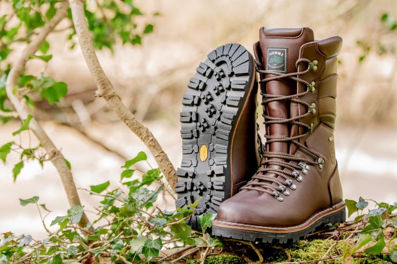 Need the Perfect Pair of Hunting Boots for Your Child. Discover the Top Youth Hunting Boots of 2023