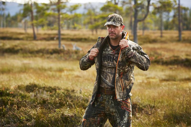 Need Top Hunting Clothes & Gear This Season. Here Are 15 Must Have Huntworth Hunting Essentials