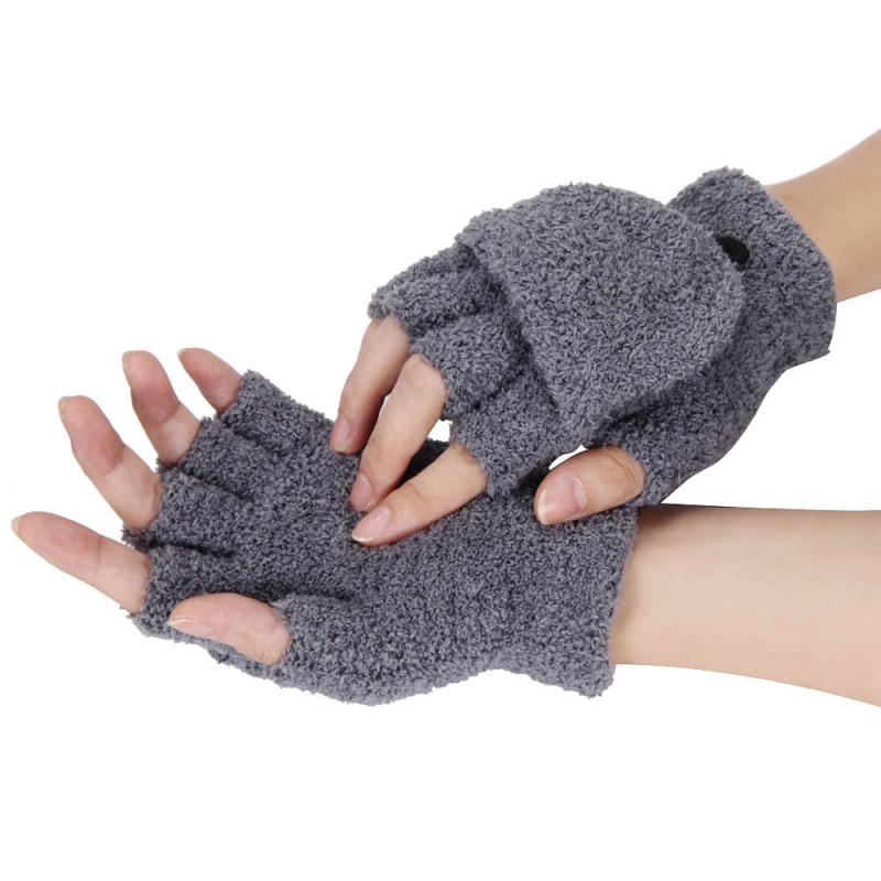 Need Warm Hands This Winter. Here Are 15 Stylish Yet Cozy Women