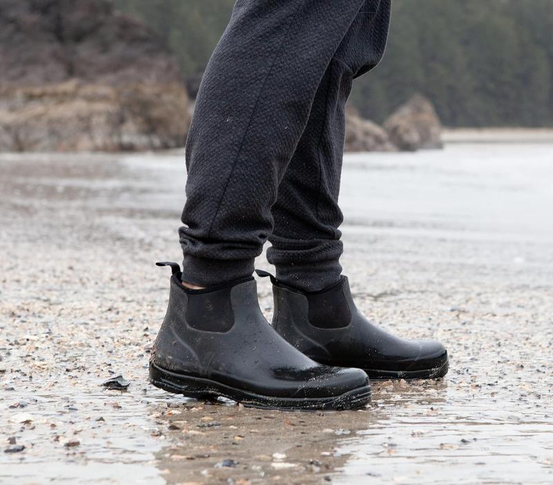 Need Waterproof Work Boots This Winter. Discover The Best Rubber Boots For Any Job