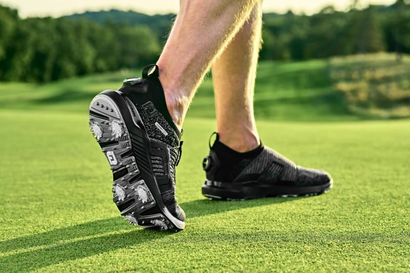 Need Wide Golf Shoes That Fit. Try These Tips for Size 11.5 Feet