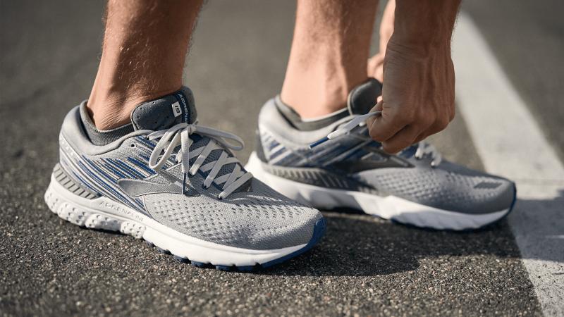 New Brooks Launch Shoes for Women: Are They Worth Buying in 2023