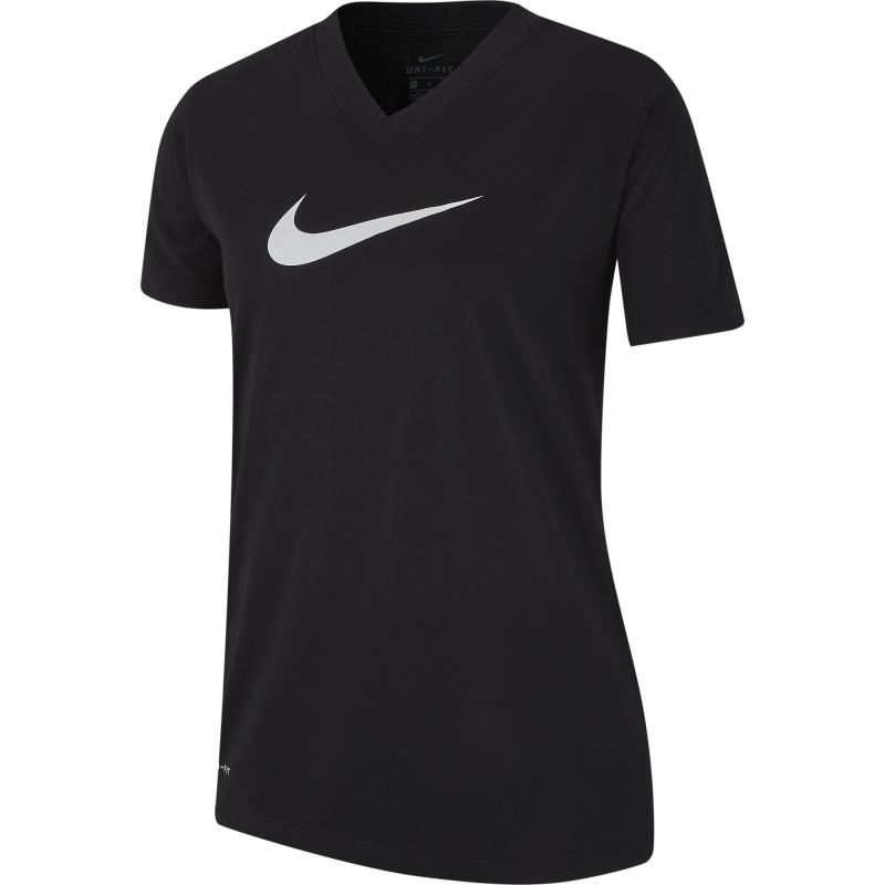 Nike Legend Tee: How To Style The Timeless Nike Training Shirt For Everyday Wear