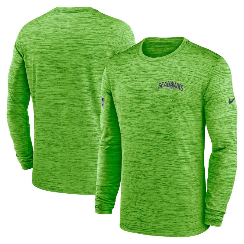 Ready for Cold Weather Runs This Year. Discover The Best Nike Long Sleeve Shirts for Warmth