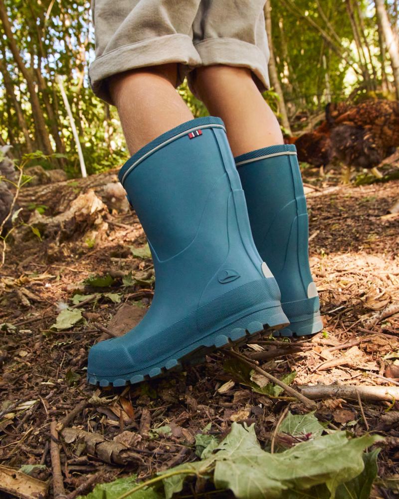 Ready for Mud Season. Unlock Comfort with Lacrosse Burly Boots