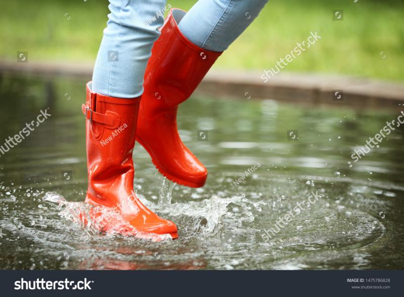 Ready For Rainy Weather. Find The Best Socks For Rain Boots Here