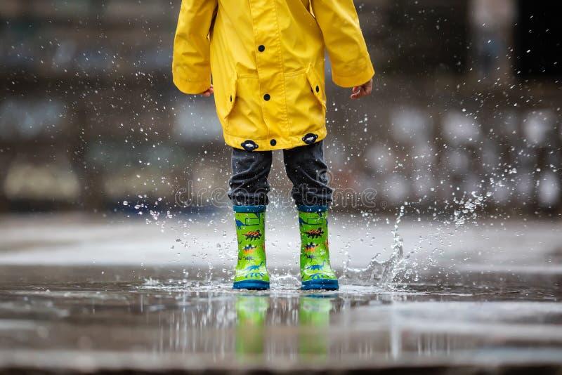 Ready For Rainy Weather. Find The Best Socks For Rain Boots Here