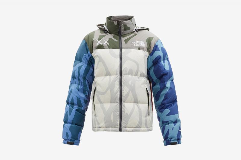 Ready for Wet Weather Trekking This Fall. Discover the North Face Hydrenaline Jacket