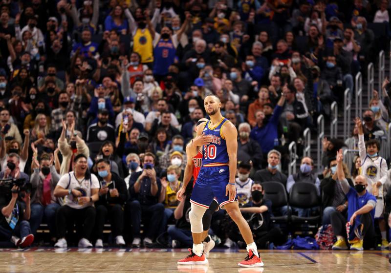 Ready to Ball: The Top 15 Reasons Steph Curry