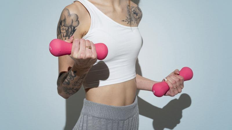 Ready to Bulk Up Your Arms This Year: Discover the Best Adjustable Dumbbell Sets That Go to 50 Lbs