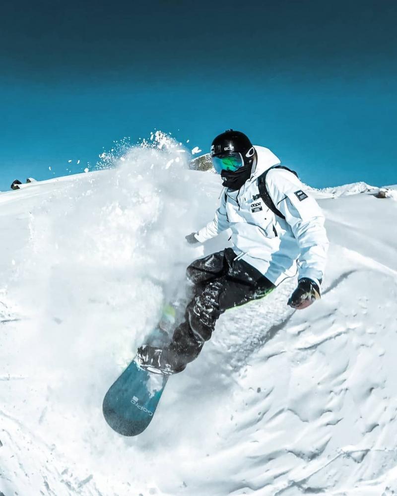 Ready to Hit the Slopes This Winter. Discover the 15 Best Jackets for Skiing and Snowboarding