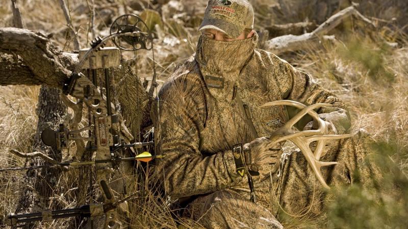 Ready to Hunt in Stealth. Find The Best Camo Hunting Pants For Men This Season