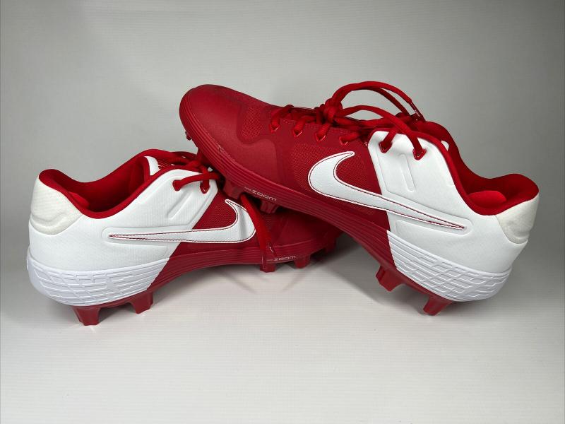 Red Metal Cleats: How to Find the Perfect Pair of Baseball Shoes