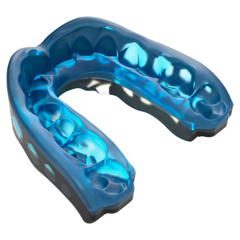 Reviewing the Shock Doctor InstaFit Starter Kit Mouthguard