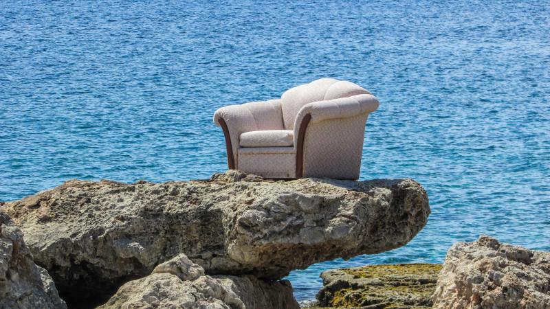 Rock Your Beach Days This Summer: Discover the Perfect Beach Rocking Chair