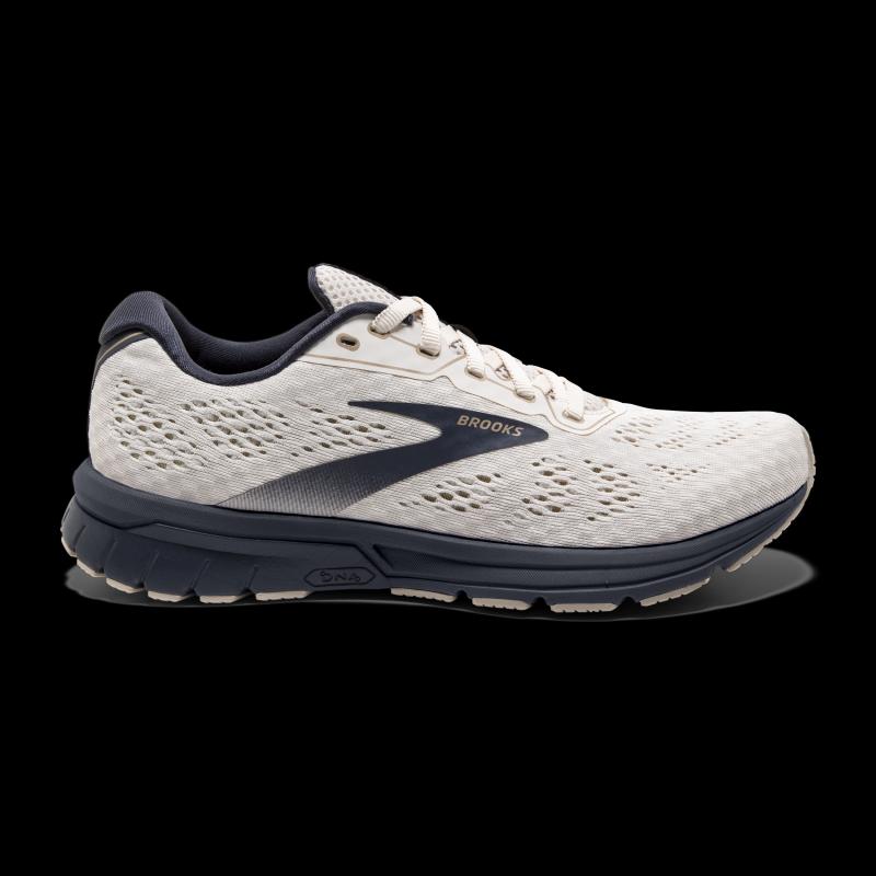 Running Shoes For A Comfortable Life: Try The Brooks Anthem 3 Women