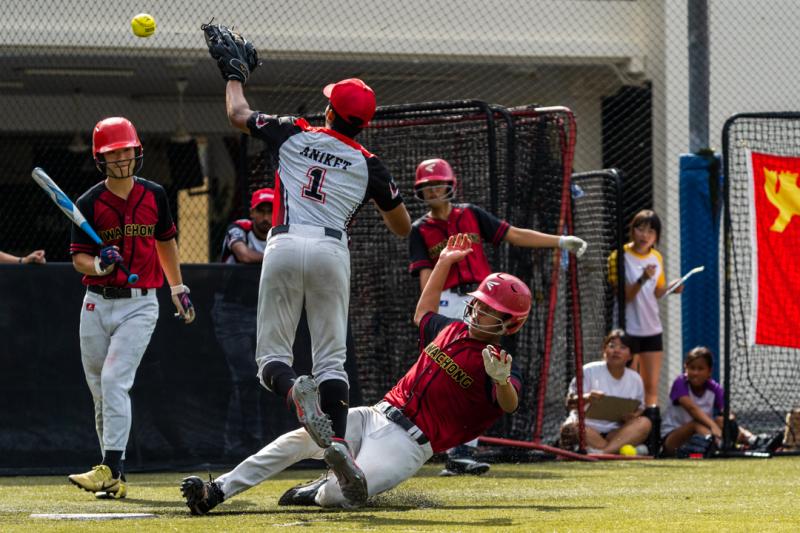 Searching For New Softball Catcher