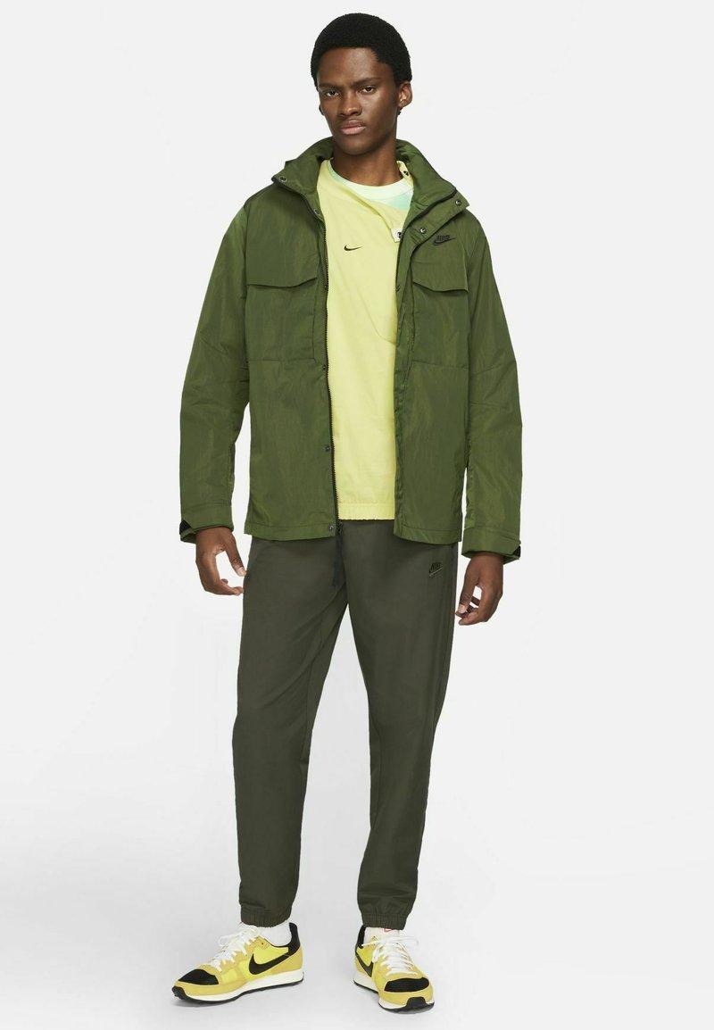 Searching for That Perfect Olive Green Windbreaker: 15 Tips for Finding Your Dream Nike Jacket