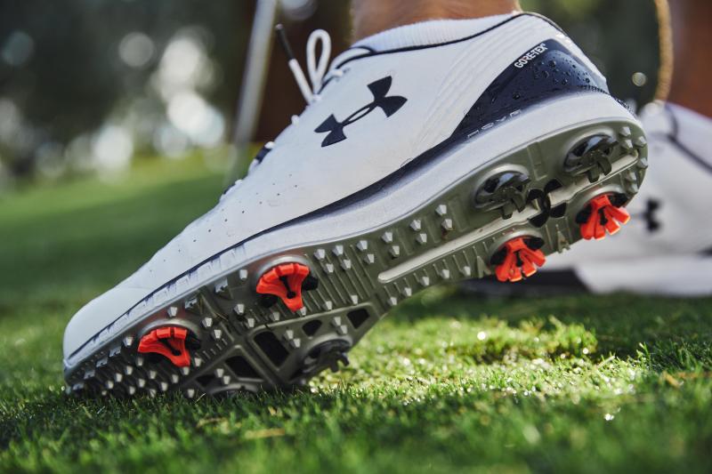 Searching for the Best Golf Shoe Spikes. Discover the Top Cleats Loved by Pros