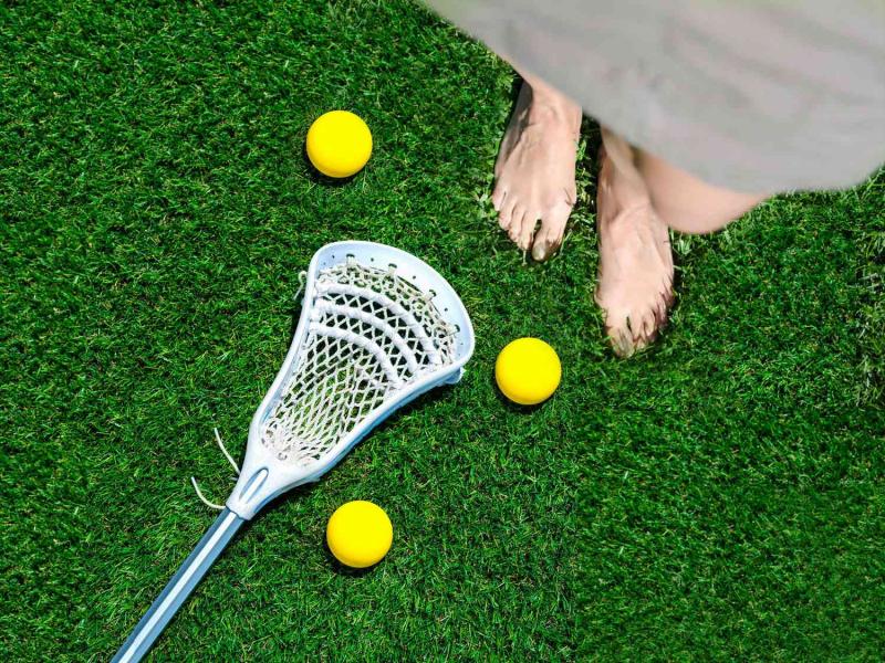 Searching for The Best Kelly Green Turf Shoes For Lacrosse: Engaging Lacrosse Sidewall Stringing Tips To Explore