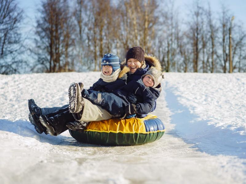 Searching for the Best Snowshoes for Yukon Winters. Discover the Top 15 Snowshoes that Can Withstand Frigid Yukon Temps