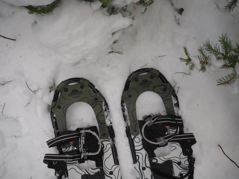 Searching for the Best Snowshoes for Yukon Winters. Discover the Top 15 Snowshoes that Can Withstand Frigid Yukon Temps