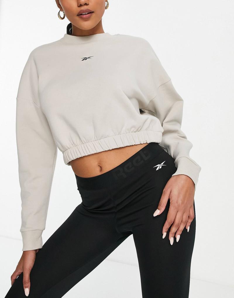 Searching For The Perfect Nike Cropped Sweatshirt: 15 Amazing Styles You