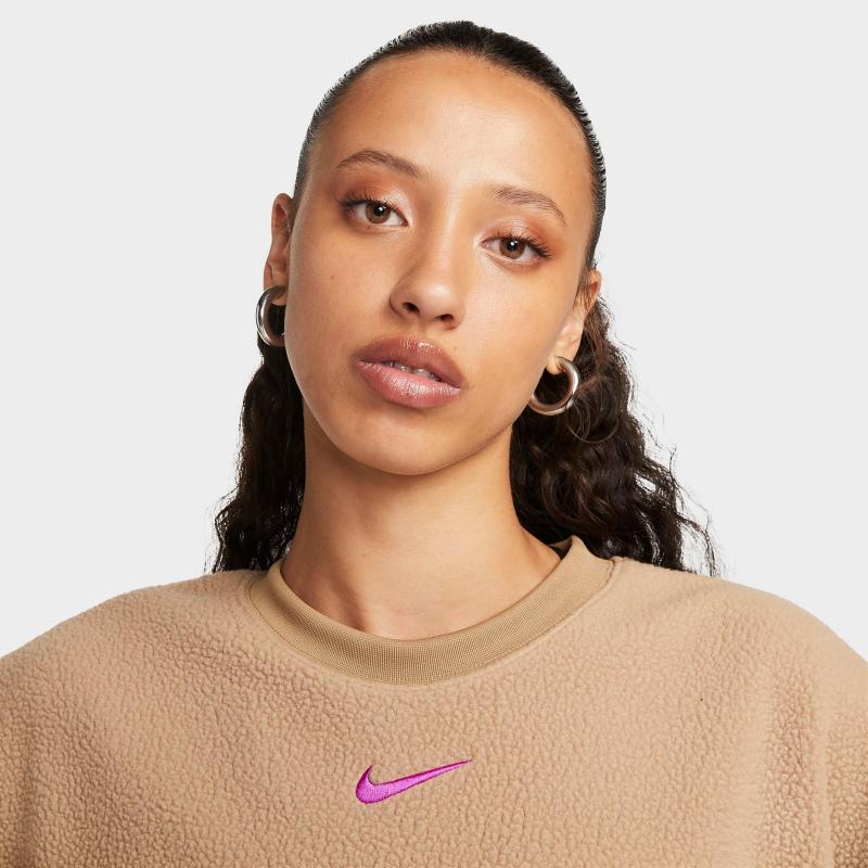 Searching For The Perfect Nike Cropped Sweatshirt: 15 Amazing Styles You