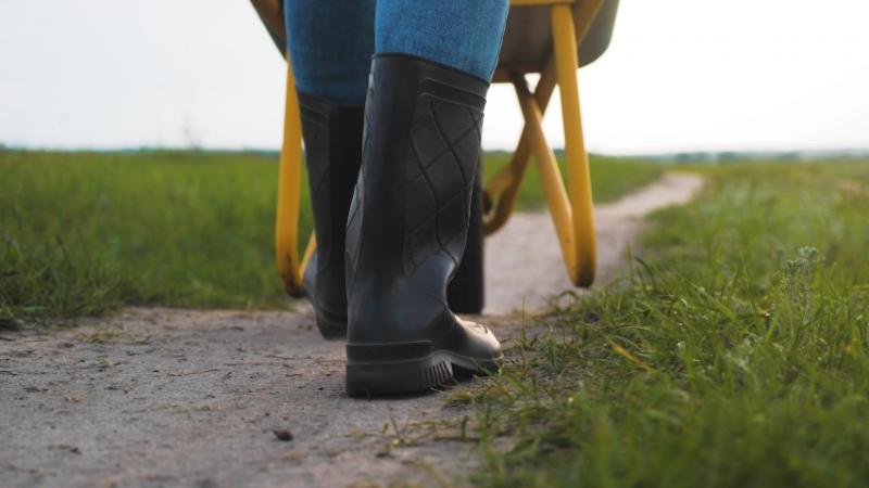 Searching for the Perfect Pair of Brown Rubber Boots. Learn the Top 15 Factors to Consider