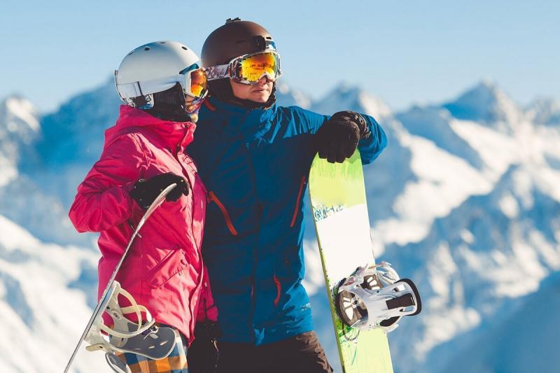 Searching For The Perfect Pair of Ski Goggles This Winter. Check Out These Red Options