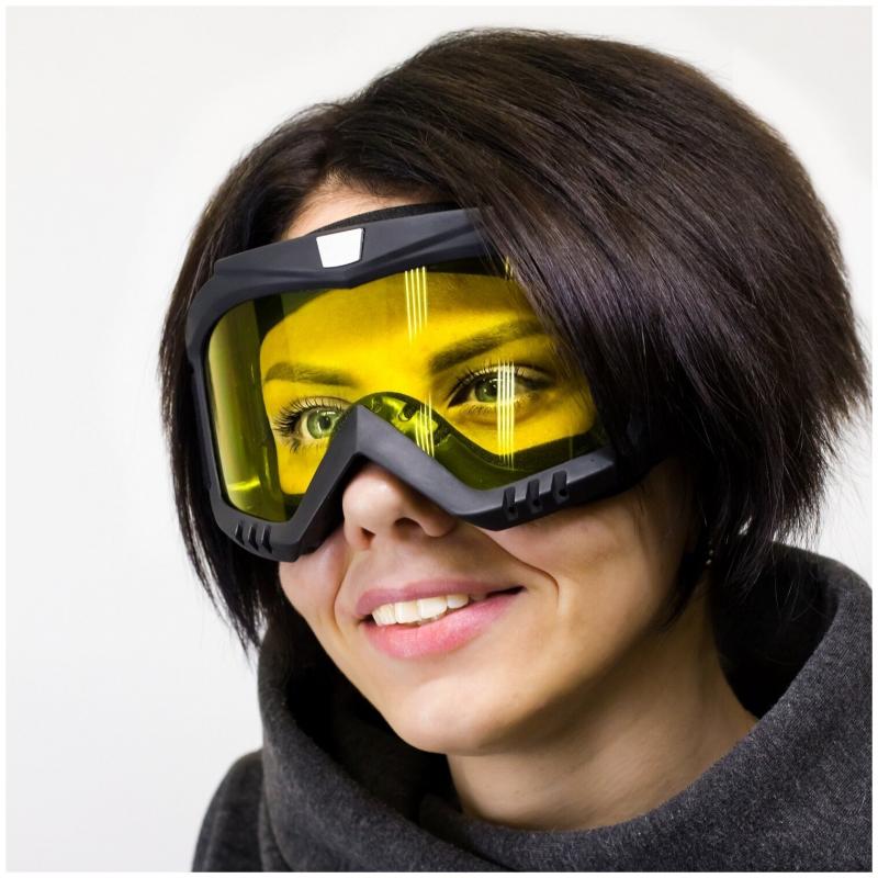 Searching For The Perfect Pair of Ski Goggles This Winter. Check Out These Red Options