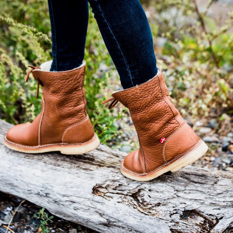 Searching for the Perfect Winter Boots This Year. Pink Bearpaw Boots: A Stylish and Cozy Option