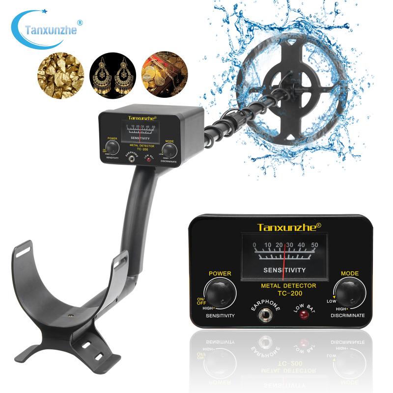 Searching for Treasure with the Royal BB4500 Hi2: The Ultimate Metal Detector