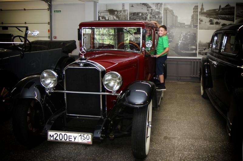 Secret Auto History of La Crosse, WI: Visit The Must-See Dahl Auto Museum