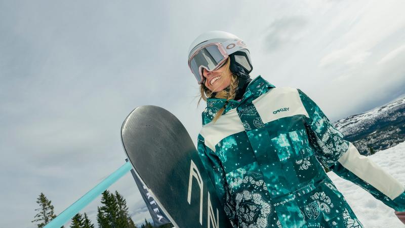 See Clearly on the Slopes This Winter: Why You Need Yellow Lens Ski Goggles in 2023