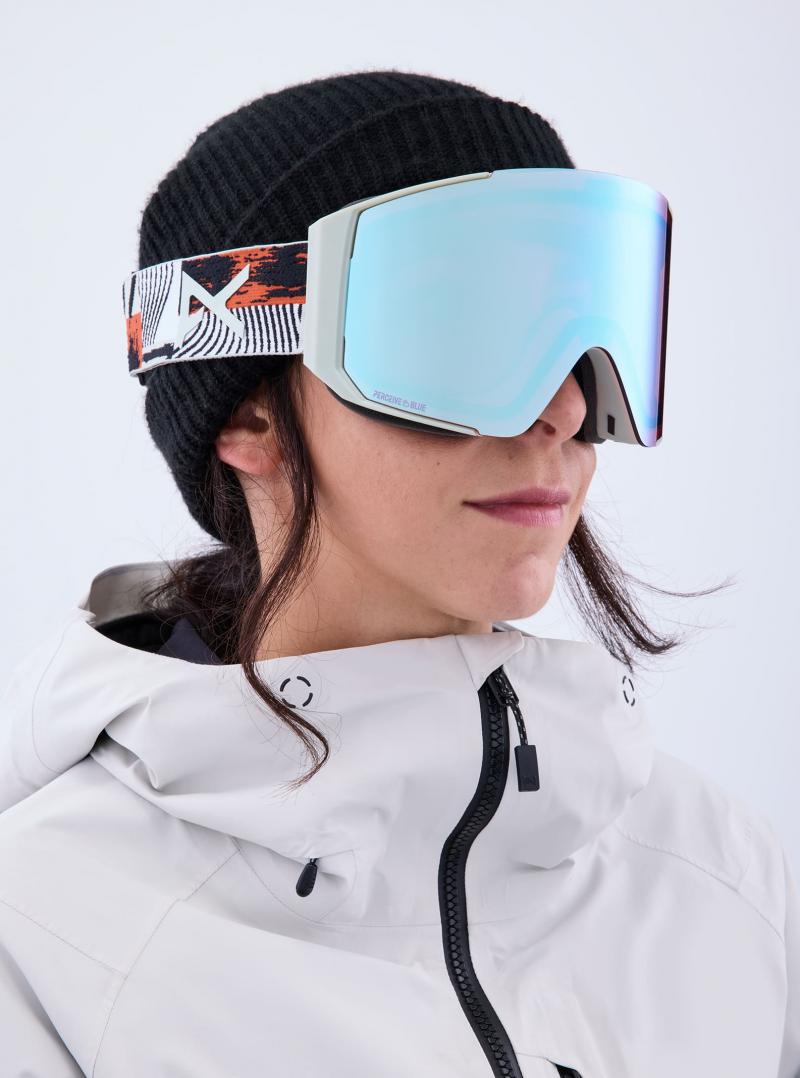 See Clearly on the Slopes This Winter: Why You Need Yellow Lens Ski Goggles in 2023