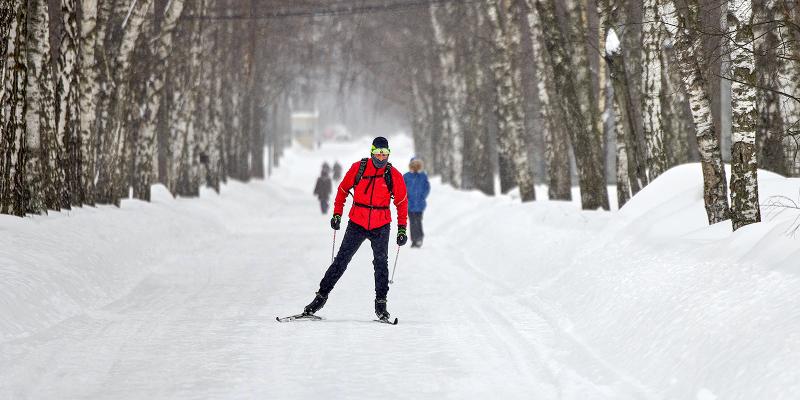 See Clearly on the Slopes This Winter: Why You Need Yellow Lens Ski Goggles in 2023