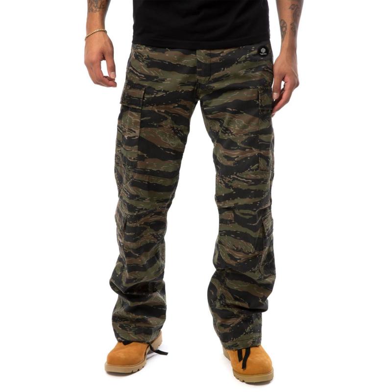 Seeking Superior Scent Control This Season. Uncover the Top Camo Pants for Bowhunting Success