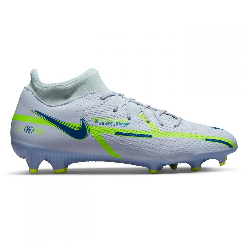 Seeking The Best Soccer Cleat: Learn About Nike Phantom Gt2 Academy Dynamic Fit In 2023