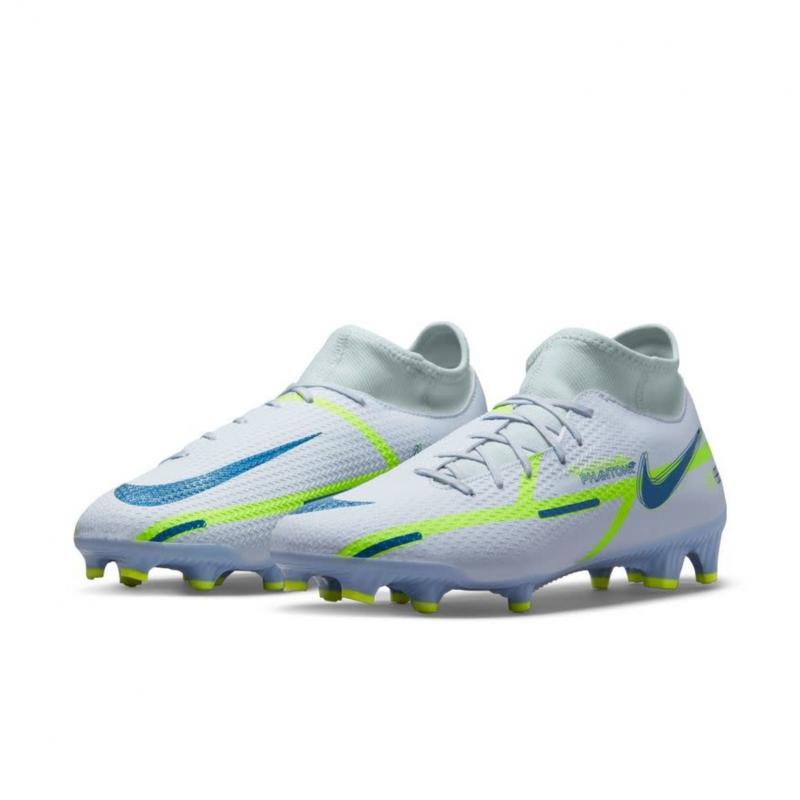 Seeking The Best Soccer Cleat: Learn About Nike Phantom Gt2 Academy Dynamic Fit In 2023