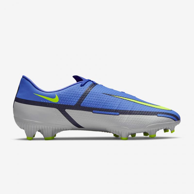 Seeking The Best Soccer Cleat: Learn About Nike Phantom Gt2 Academy Dynamic Fit In 2023