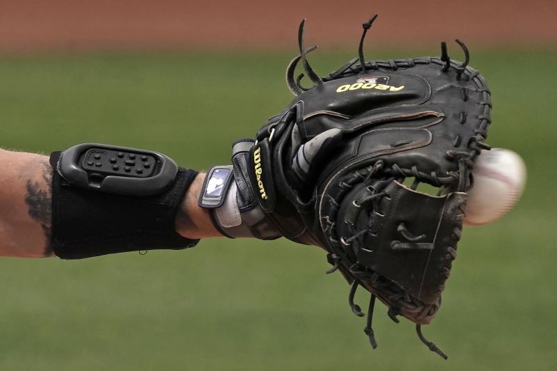 Seeking The Best Youth Baseball Glove. Discover Why The Rawlings 11.5 Is A Top Pick