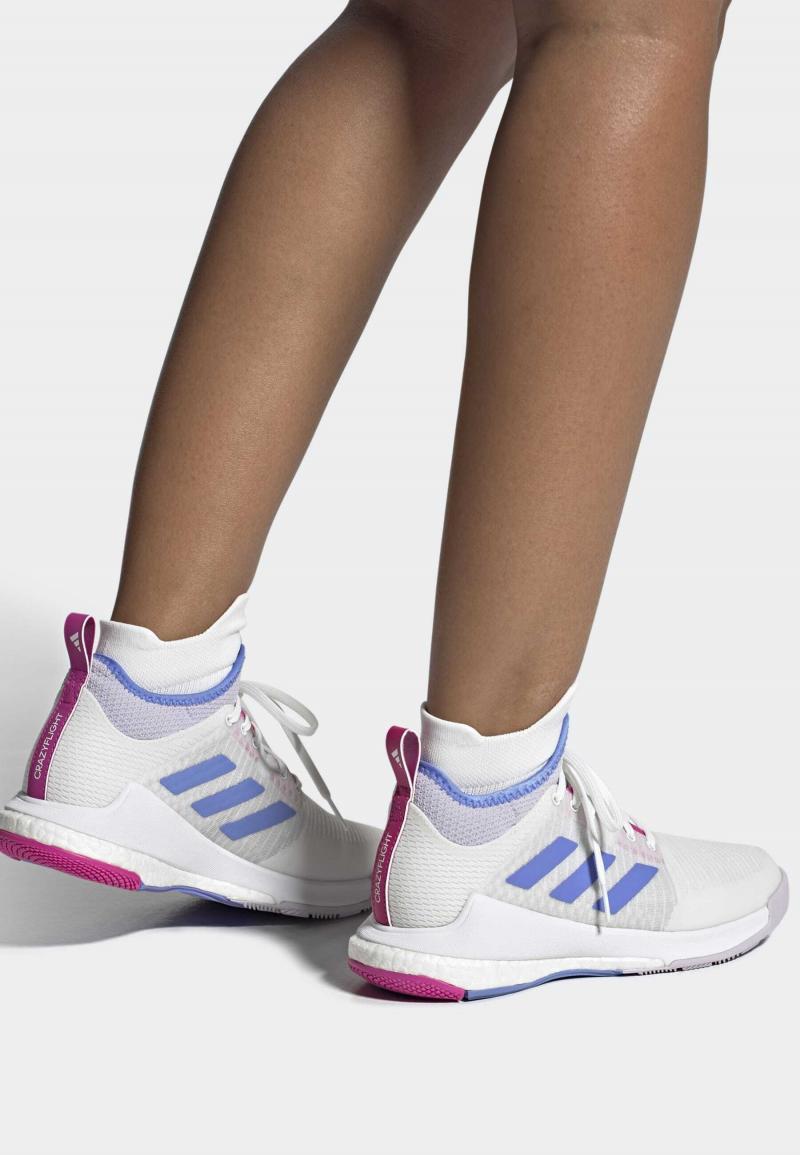 Serve in Style: Why the Adidas Crazyflight Mid is the Go-To Volleyball Shoe