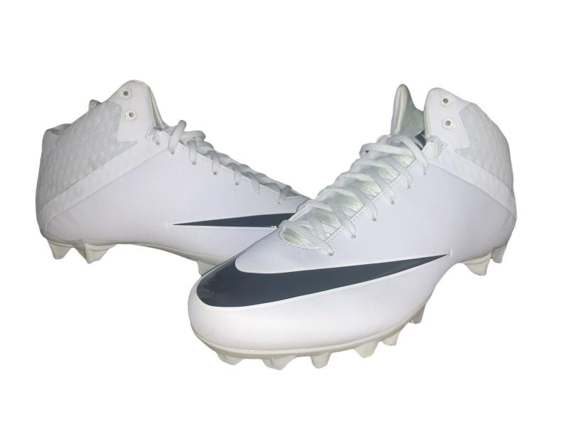 Should You Be Baffled When Picking Lacrosse Cleats for Flat Feet in 2023. Try These White Nike Turf Shoes