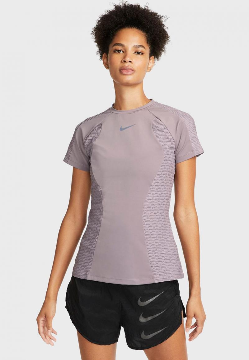 Should You Buy Nike Running Gear for Women This Year