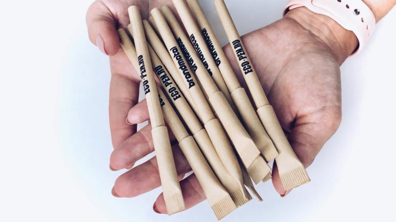 Should You Consider Lacrosse Stick Pens for Your Office: A Closer Look at Their Unique Benefits