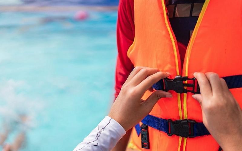 Should You Get a Life Jacket for Women This Summer