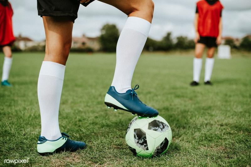 Soccer Players: Why Are Knee High Socks So Important on The Field